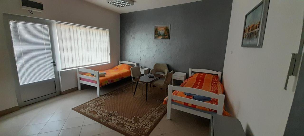 Privatan Smestaj Knjazevac Buitenkant foto